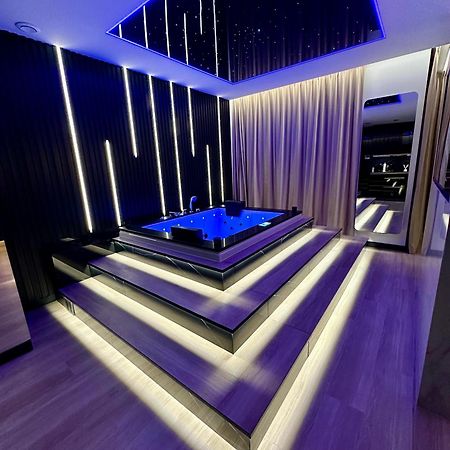 Masarska 6 Vip Apartamenty Jacuzzi Cracóvia Exterior foto